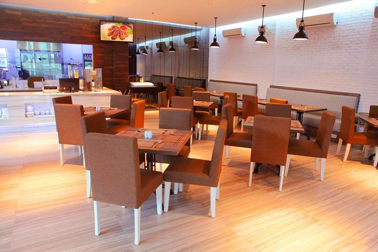 Palmy Exclusive Hotel Tanjung Redep Eksteriør billede